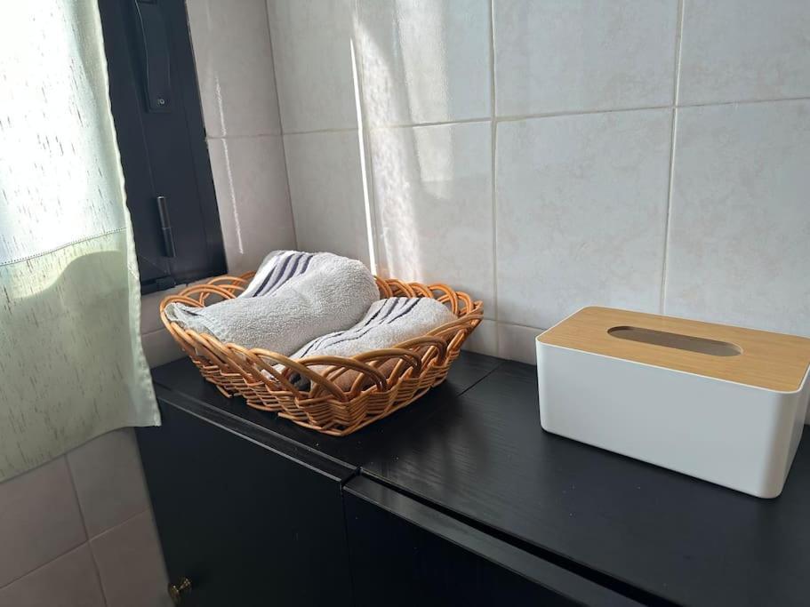 Ferienwohnung Mati Malpensa Con Navetta 20Eur Lonate Pozzolo Exterior foto
