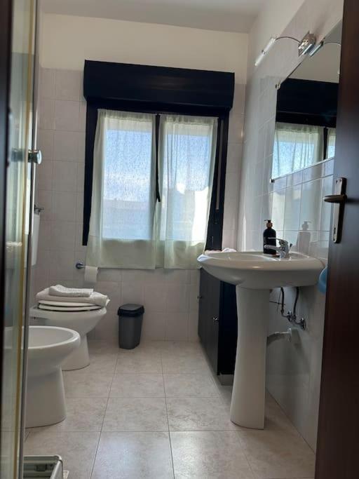 Ferienwohnung Mati Malpensa Con Navetta 20Eur Lonate Pozzolo Exterior foto